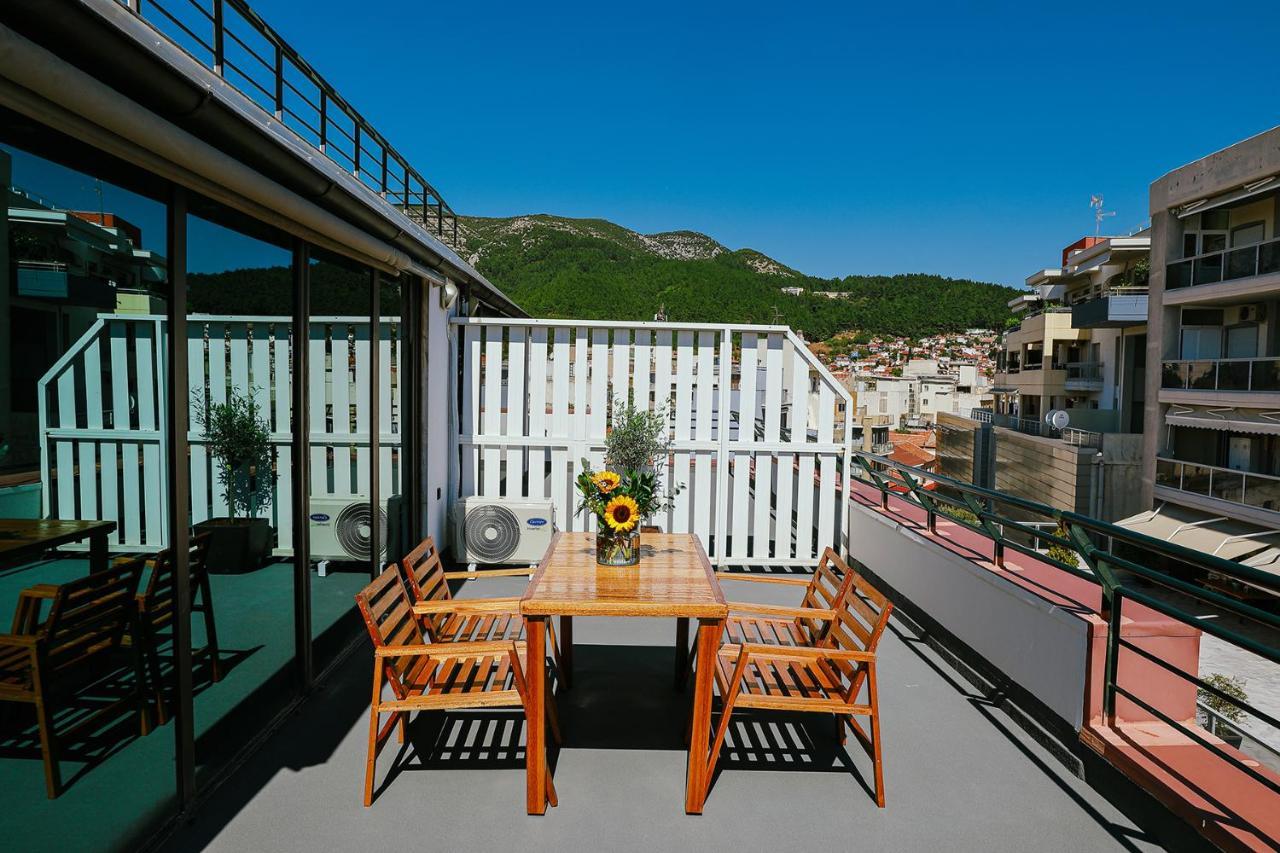 The First Key Luxury & Small Apartment In The Center Of Xanthi Bagian luar foto